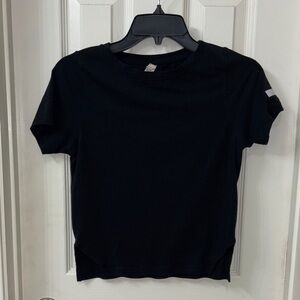 Alphalete Classic Black Crop Top
